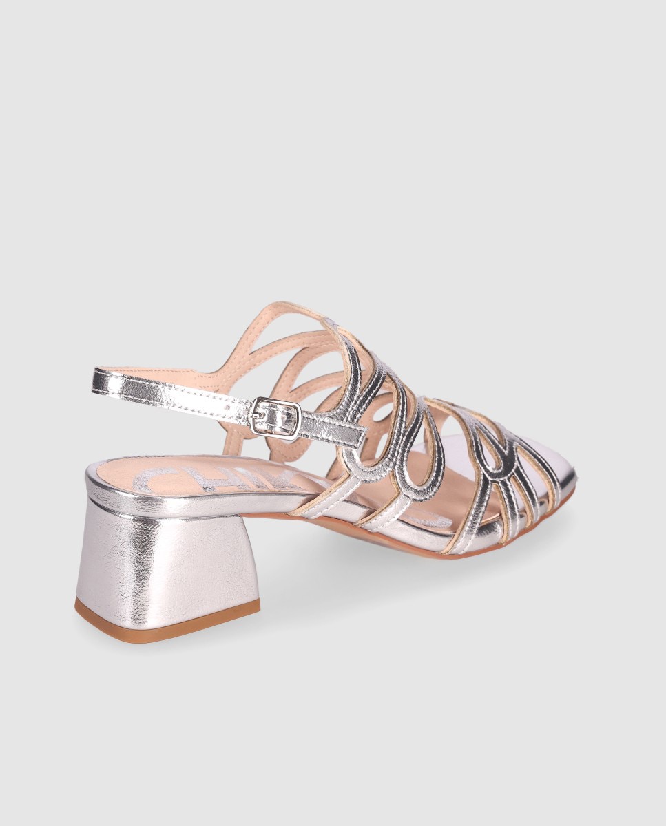 Sandalias de tacón ancho de mujer con diseño sofisticado de tiras curvas enlazadas y cierre de hebilla - Chika10 - Plata Plata-2