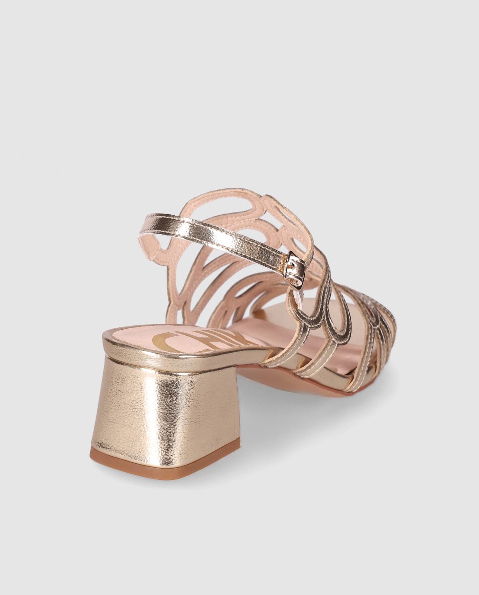 Sandalias de tacón ancho de mujer con diseño sofisticado de tiras curvas enlazadas y cierre de hebilla - Chika10 - Oro Oro-2