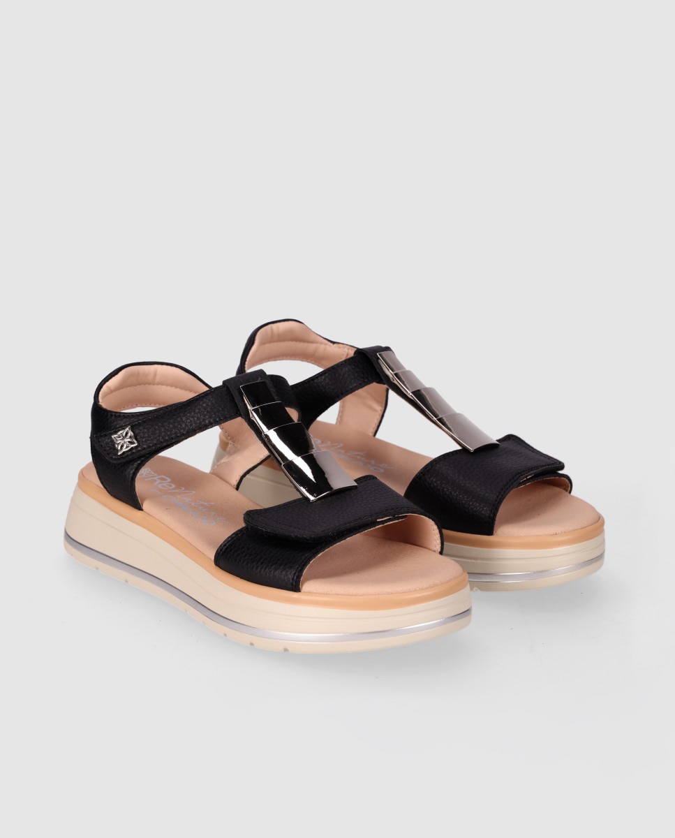 Sandalias planas de mujer en piel con cierre autoadherente y puntera redonda - Chika10 - Negro Negro-3