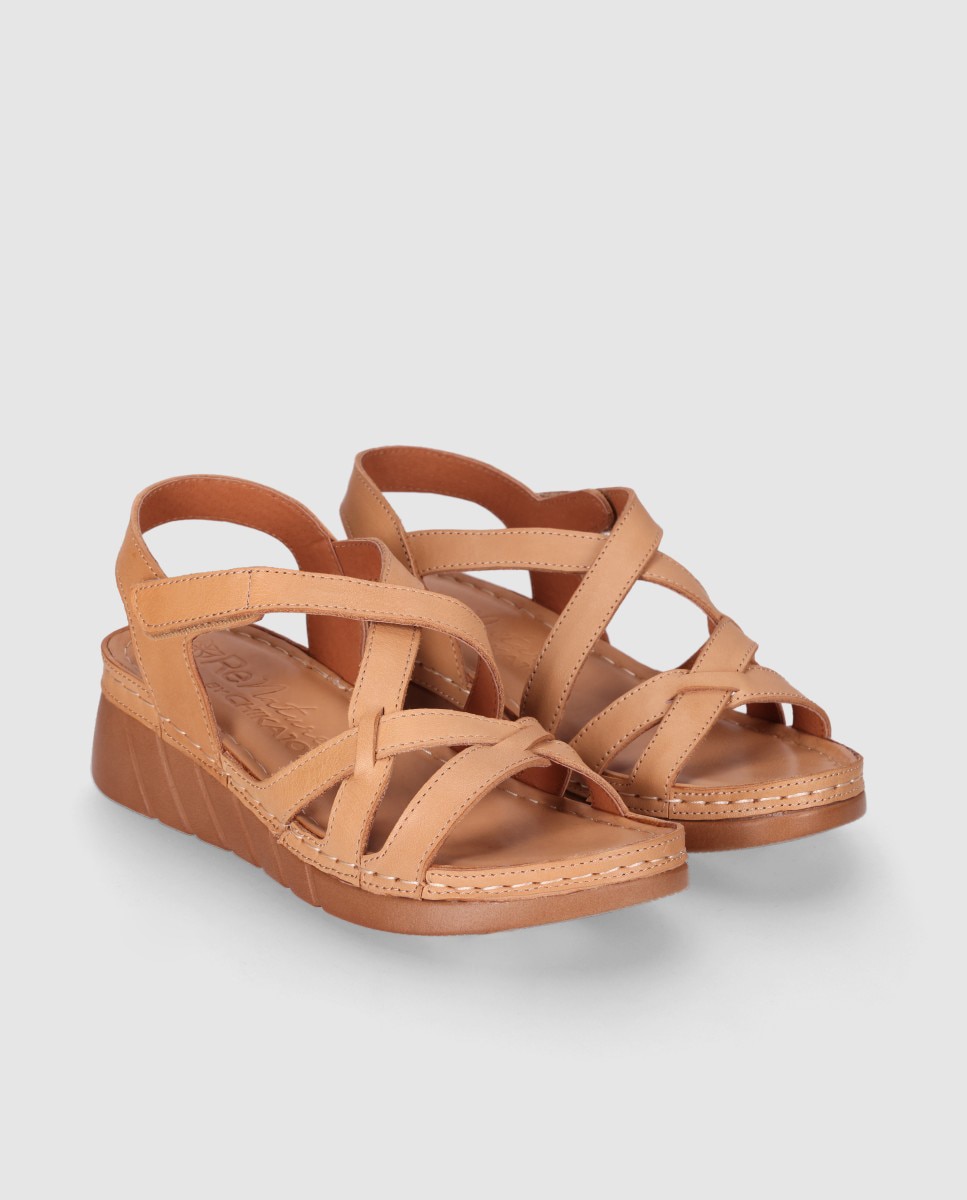 Sandalias de cuña baja de mujer con tiras cruzadas en piel y cierre ajustable - Chika10 - Beige Beige-3