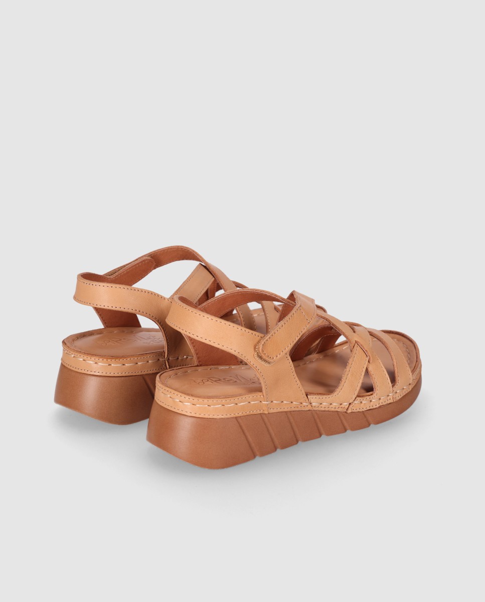 Sandalias de cuña baja de mujer con tiras cruzadas en piel y cierre ajustable - Chika10 - Beige Beige-2