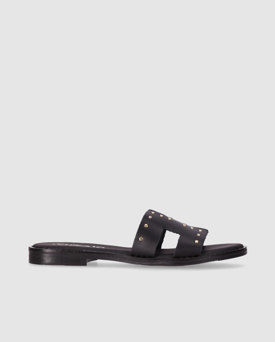 Chika10 - Sandalias planas de mujer chika10 en color negro con cierre de sin cierre abiertos.