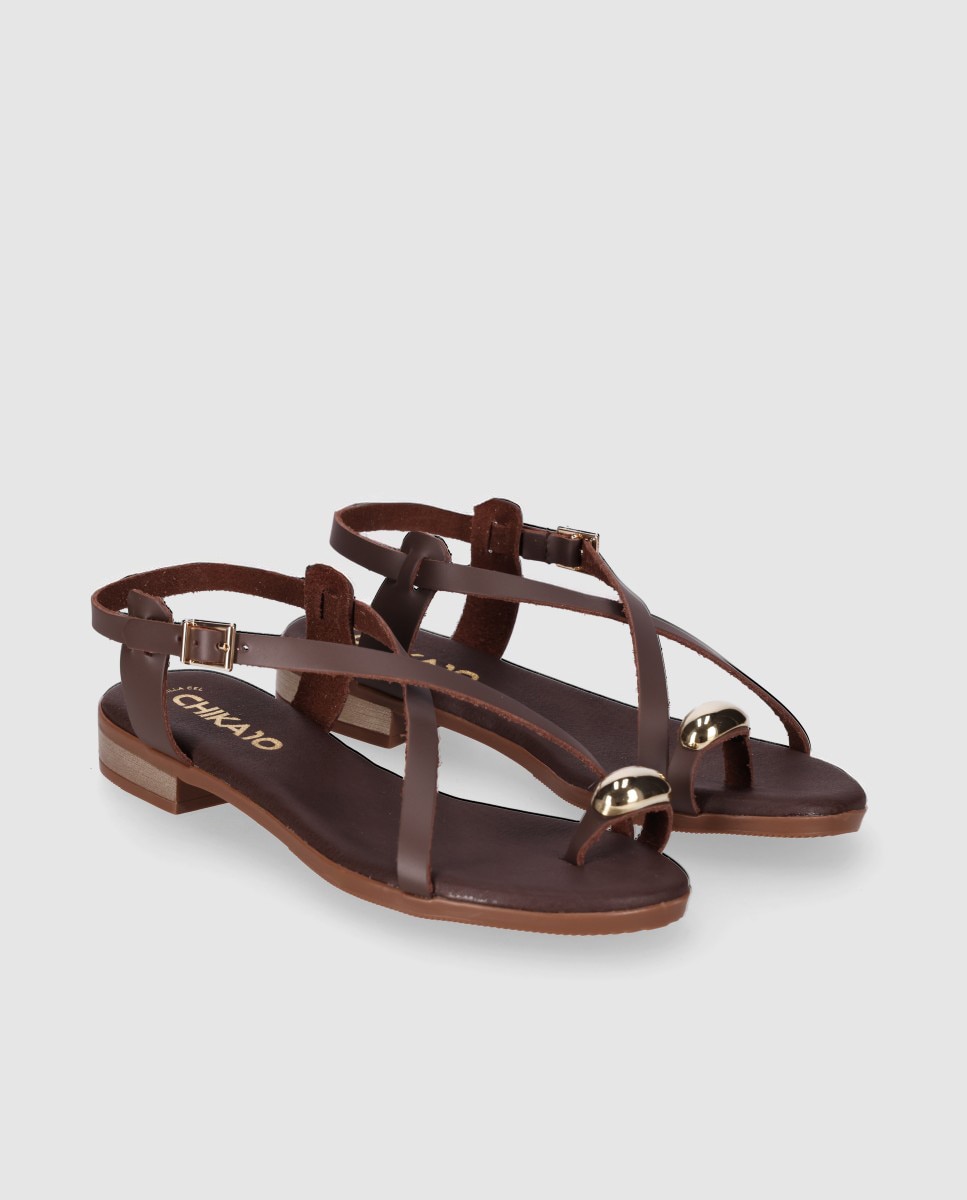 Sandalias planas de mujer chika10 en color marron con cierre de hebilla - Marrón Marrón-3
