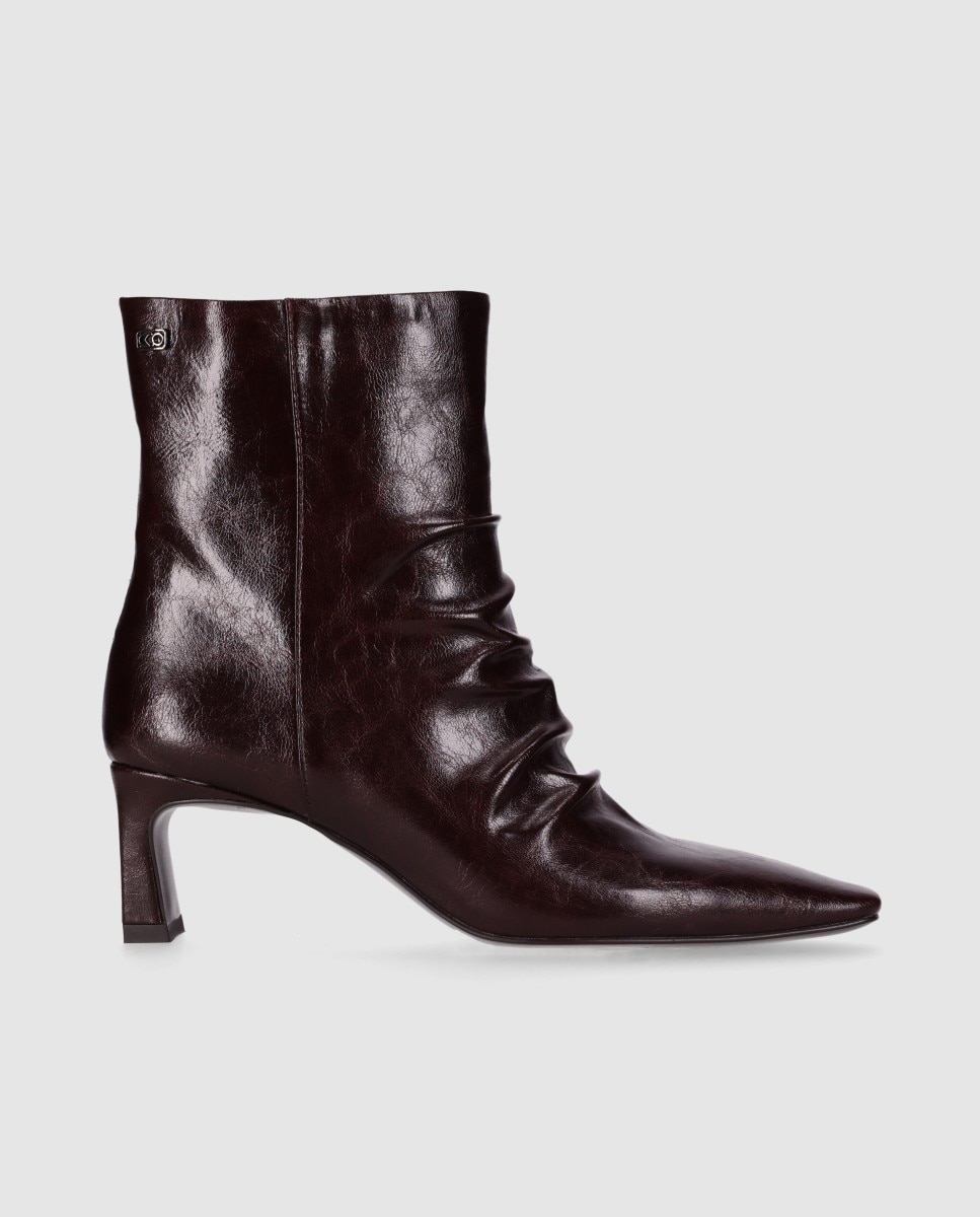 Botines básicos de mujer con aire sofisticado con punta afilada y cierre de cremallera - Chika10 - Marrón Marrón-1