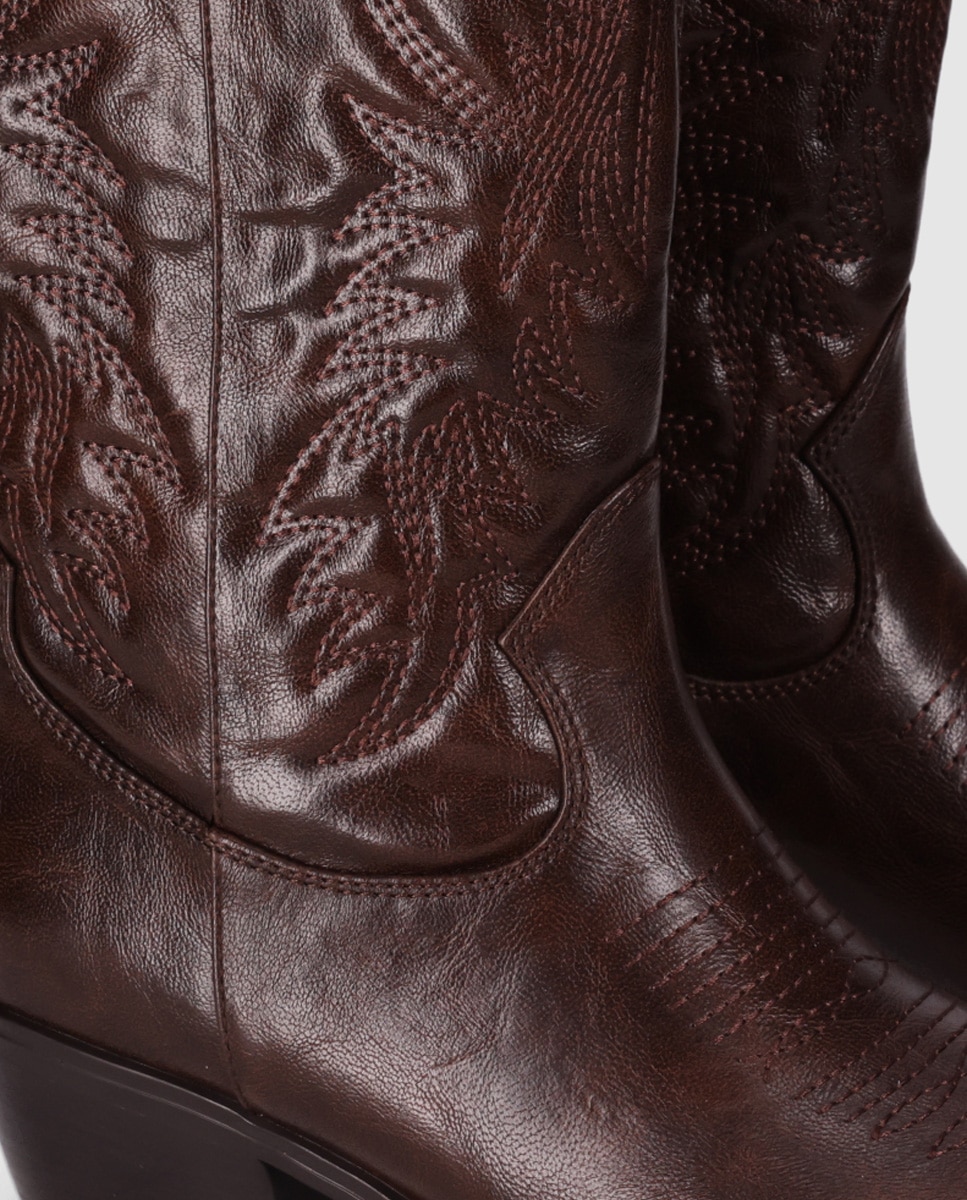 Botas cowboy de mujer con tacón medio y bordados decorativos - Chika10 - Marrón Marrón-2