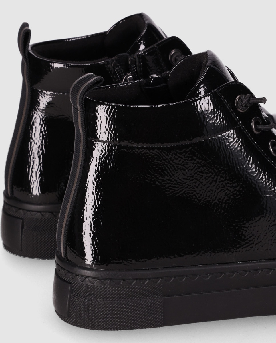 Zapatillas altas de mujer de estilo rubano con acabado de charol - Chika10 - Negro Negro-5