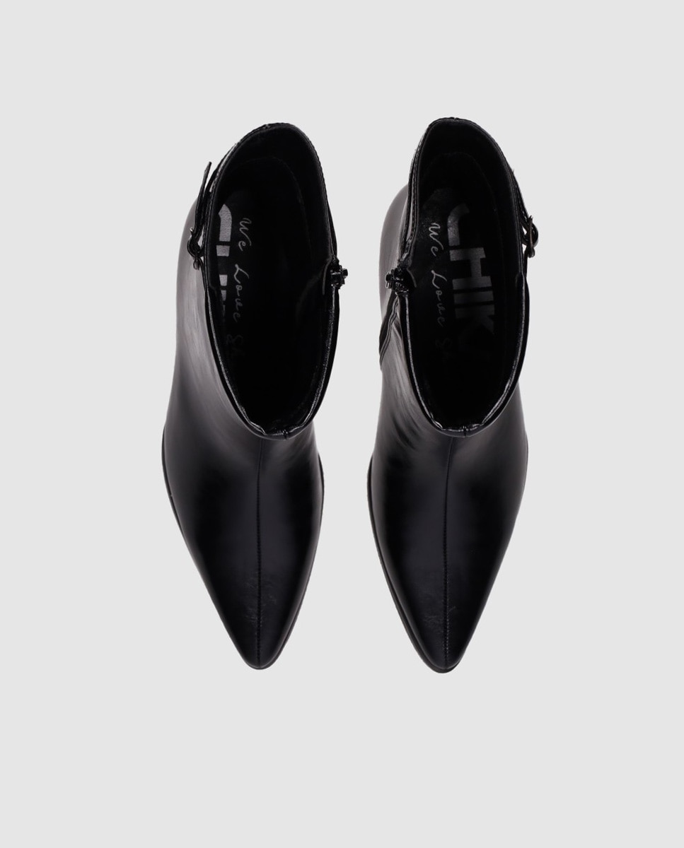 Botines de caña media con puntera afilada y tacón fino - Chika10 - Negro Negro-4