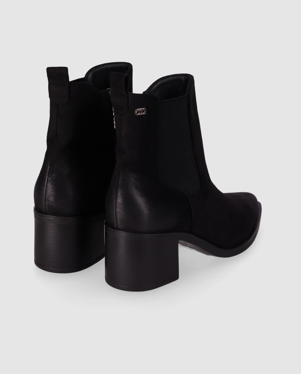 Botines chelsea de mujer con tacón ancho y puntera estilizada - Chika10 - Negro Negro-2