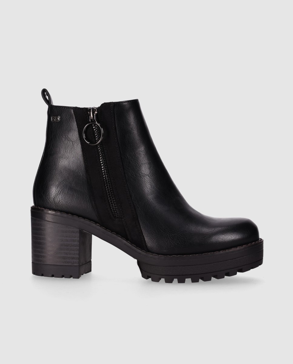 Botines con suela track de mujer de estilo urbano con cierre de cremallera lateral - Chika10 - Negro Negro-1