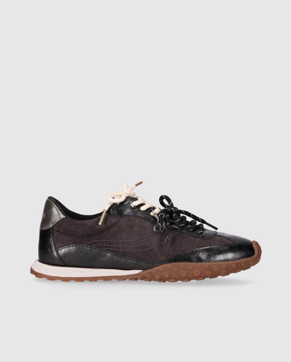 Zapatillas retro de mujer con acabados en piel de serraje con estilo casual y suela bicolor - Chika10 - Gris Gris-1