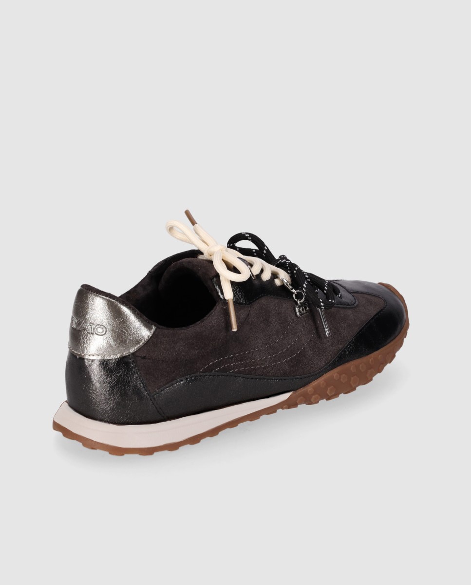 Zapatillas retro de mujer con acabados en piel de serraje con estilo casual y suela bicolor - Chika10 - Gris Gris-2