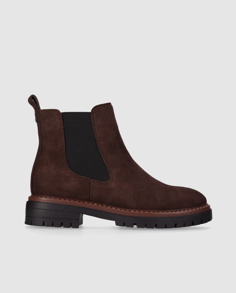 Botines chelsea de mujer en piel de serraje con suela track y diseño robusto - Chika10 - Marrón Marrón-1