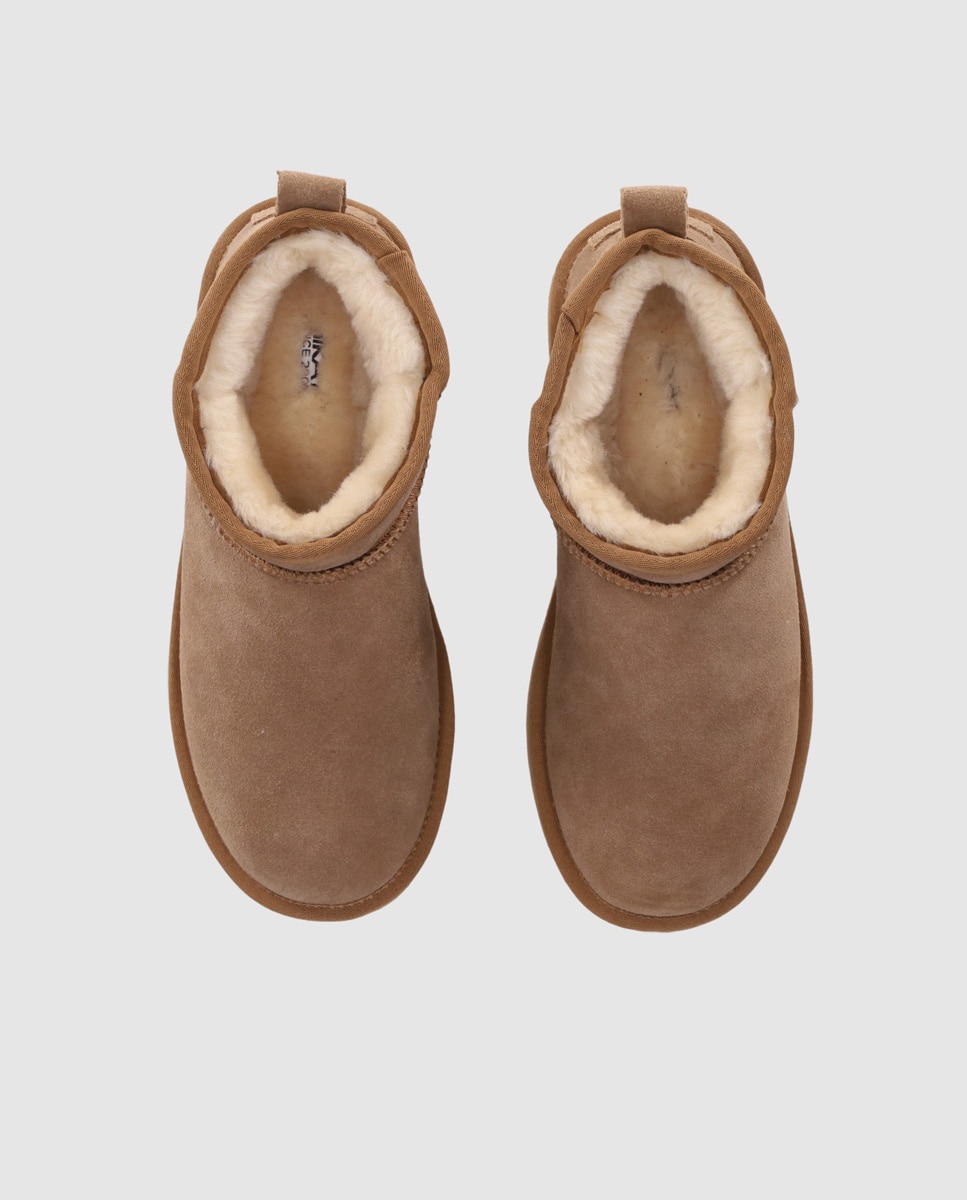 Botines de pelo de mujer en piel de serraje con suela ligera y estética comfy-urbana - Chika10 - Camel Camel-4