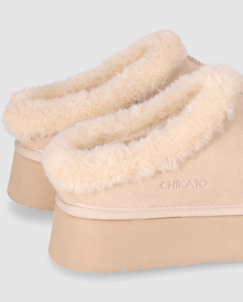 Zuecos planos de mujer en piel de serraje con suela ligera y acabado suave - Chika10 - Beige Beige-5