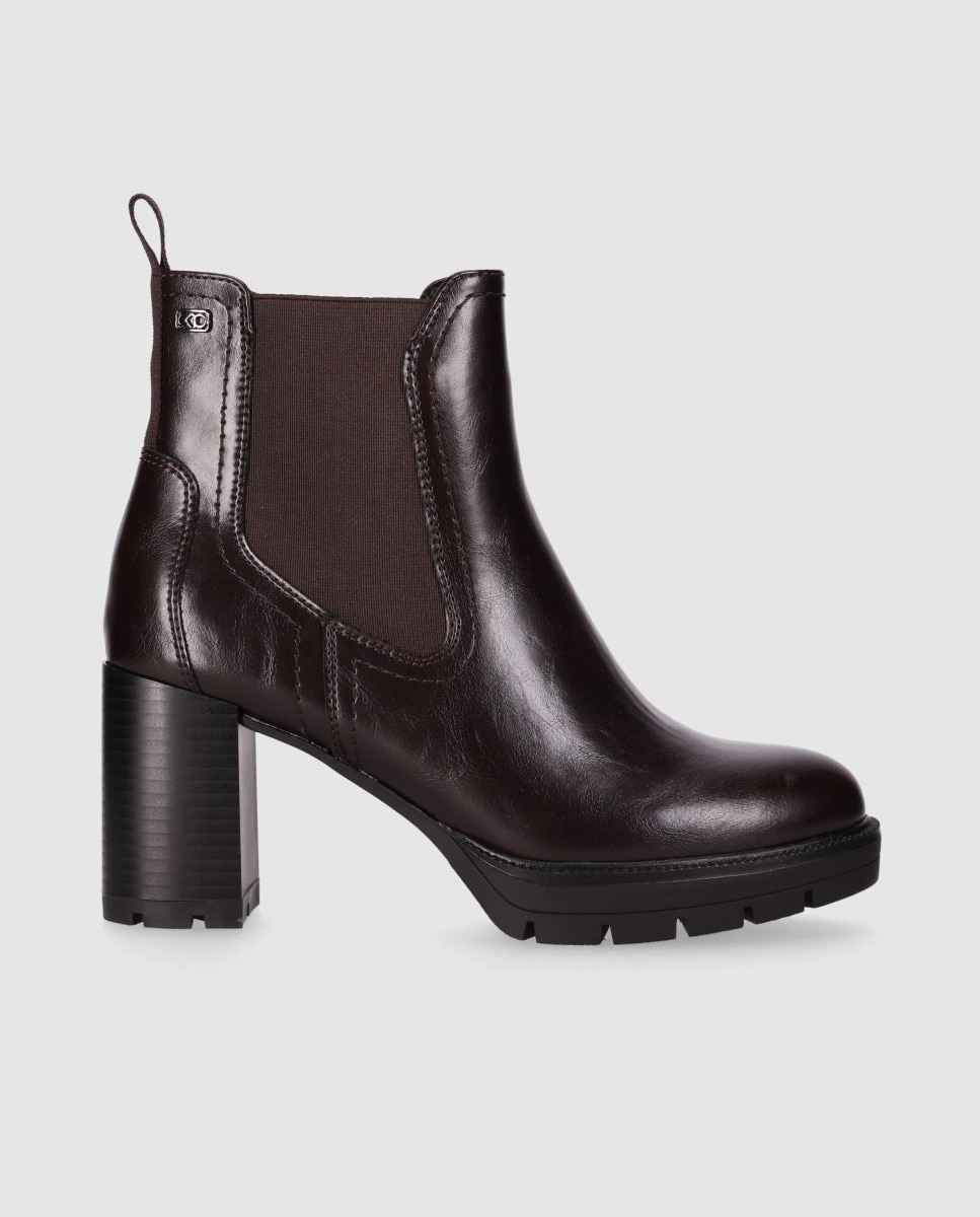 Botines chelsea de mujer con exterior liso de estilo atemporal con puntera redonda - Chika10 - Marrón Marrón-1