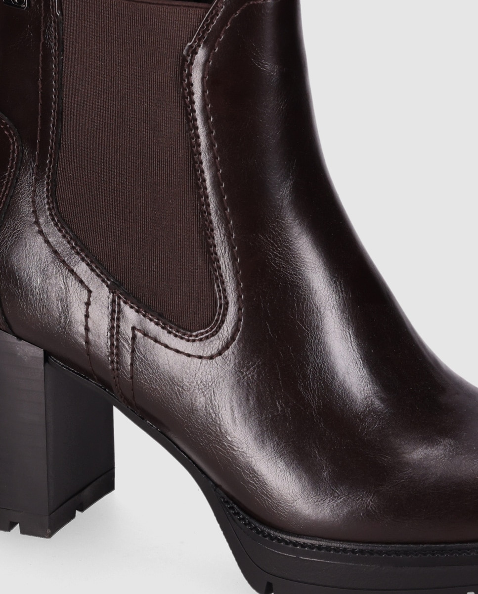 Botines chelsea de mujer con exterior liso de estilo atemporal con puntera redonda - Chika10 - Marrón Marrón-5
