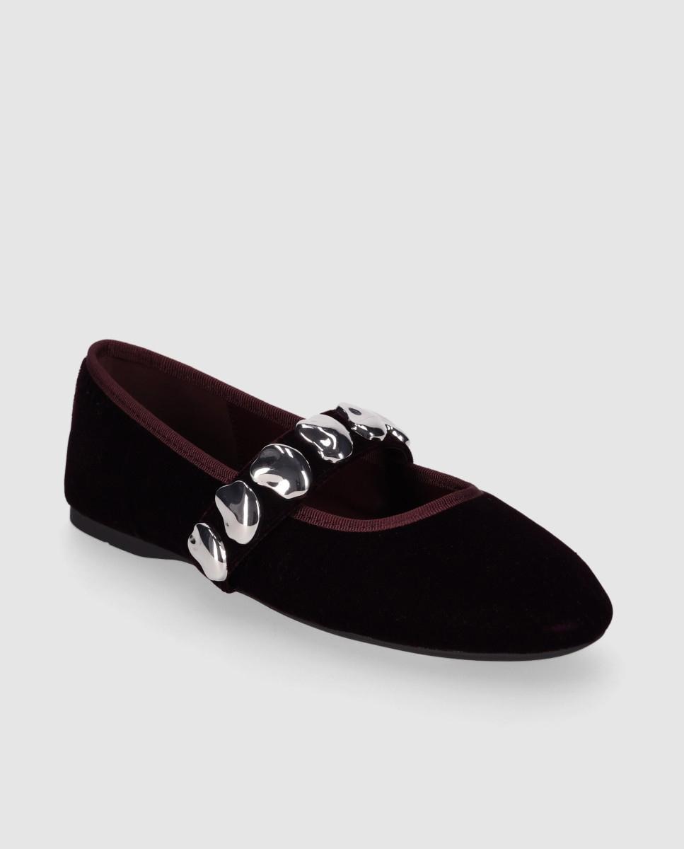 Bailarinas planas de mujer con suela fina y detalles metálicos decorativos - Chika10 - Burdeos Burdeos-3