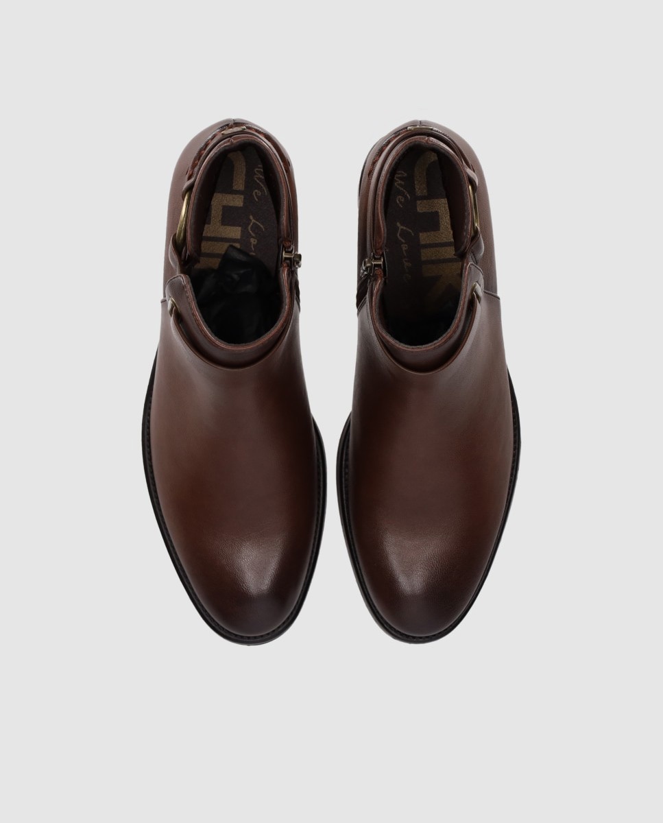 Botines básicos de mujer con tacón medio y tira decorativa con hebilla metálica - Chika10 - Marrón Marrón-5