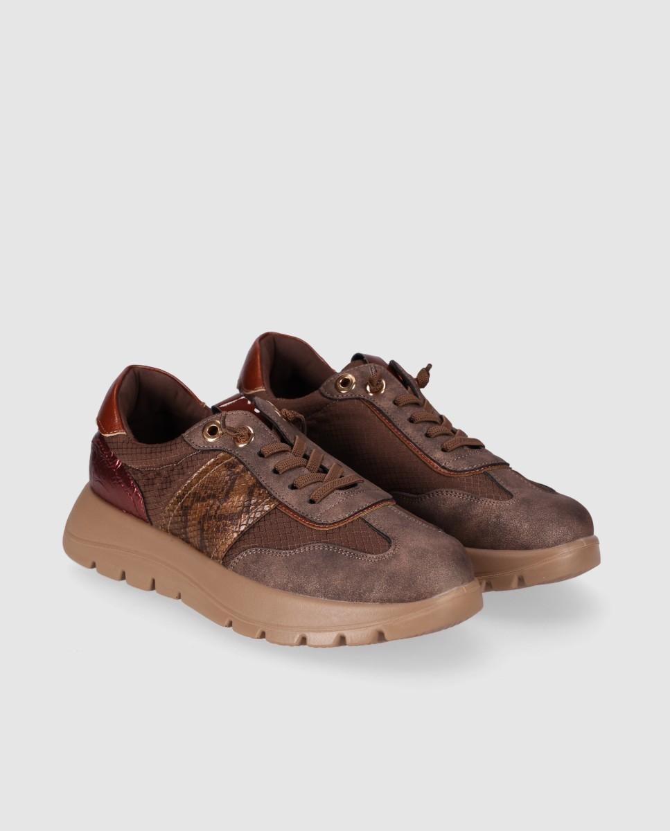 Zapatillas con cuña de mujer con diseño dinámico y combinacón de materiales - Chika10 - Marrón Marrón-3