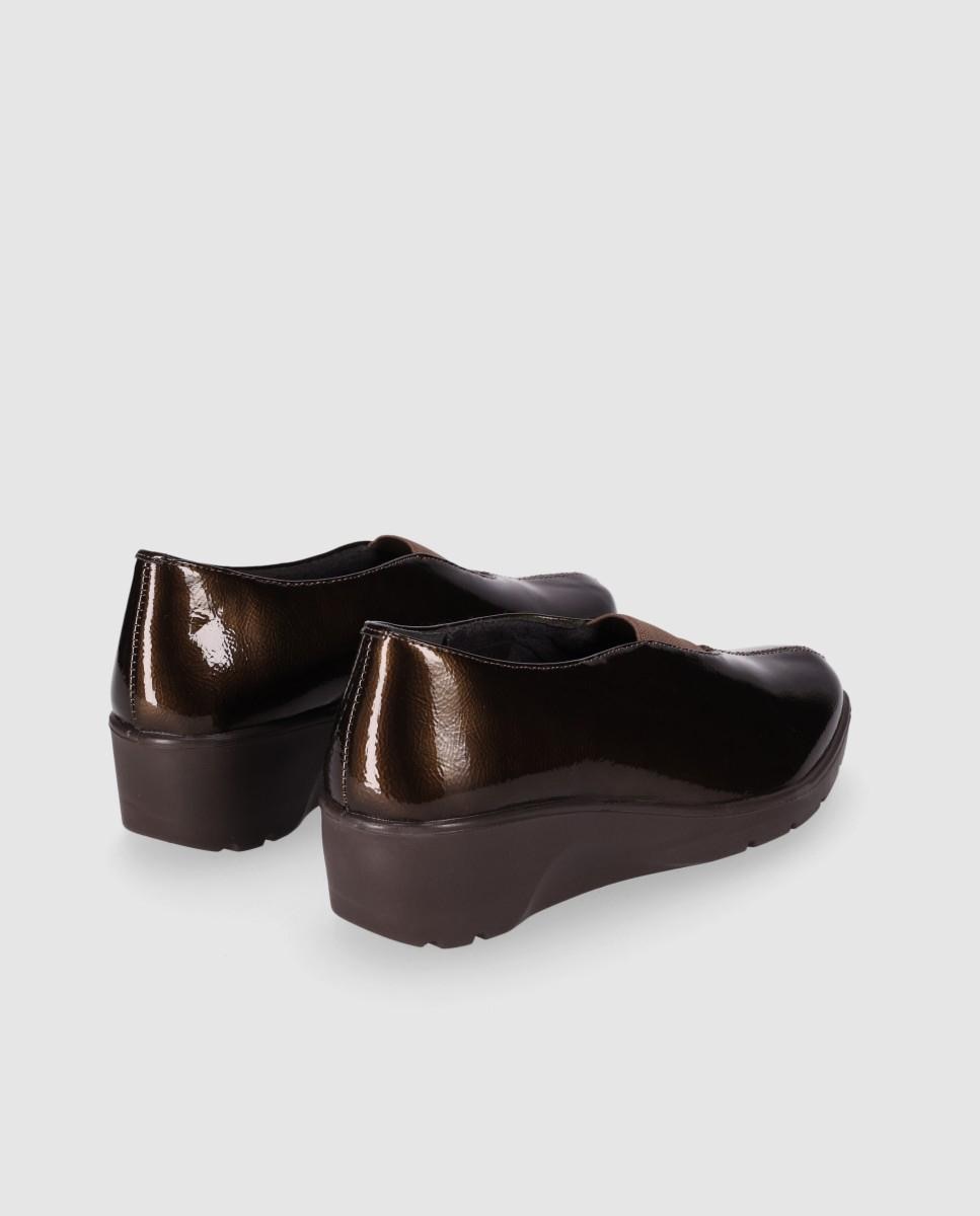 Zapatos confort de mujer con diseño slip-on y acabado clásico - Chika10 - Marrón Marrón-2