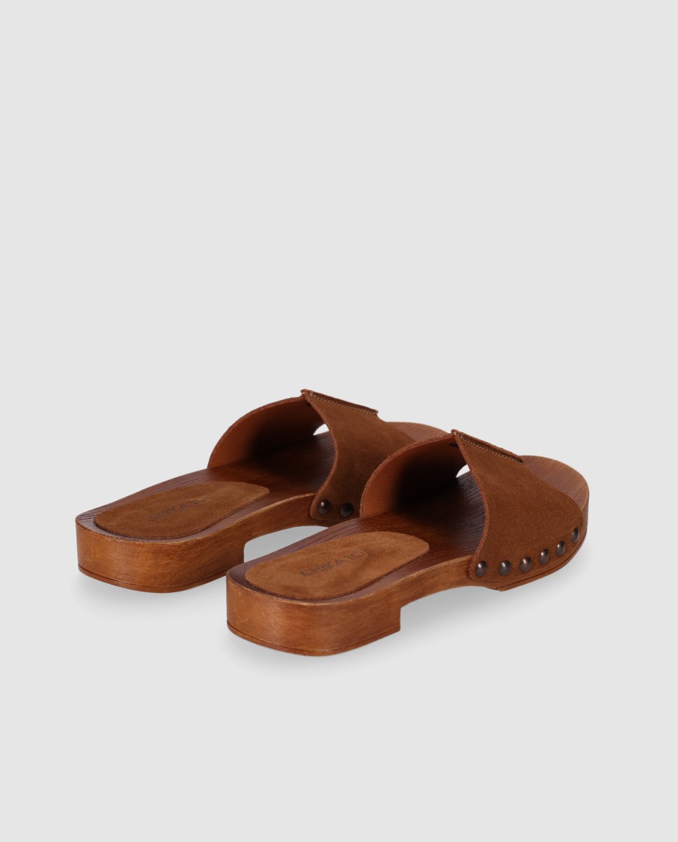 Zuecos planos de mujer con pala ancha y suela de madera - Chika10 - Marrón claro Marrón claro-2