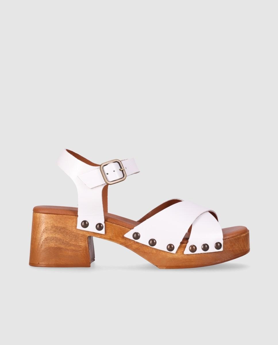 Chika10 - Sandalias de tacón de mujer con pala cruzada y cierre de hebilla.