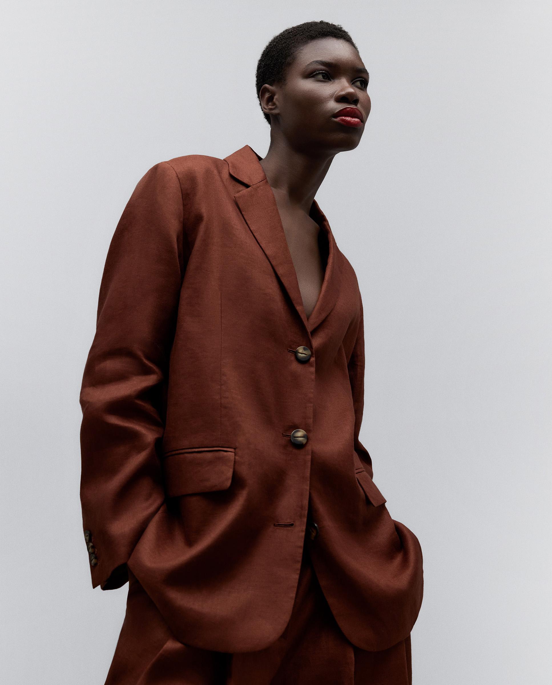 Americana Mujer Ripley BLAZER LARGOS CLARA INDEX PARA MUJER