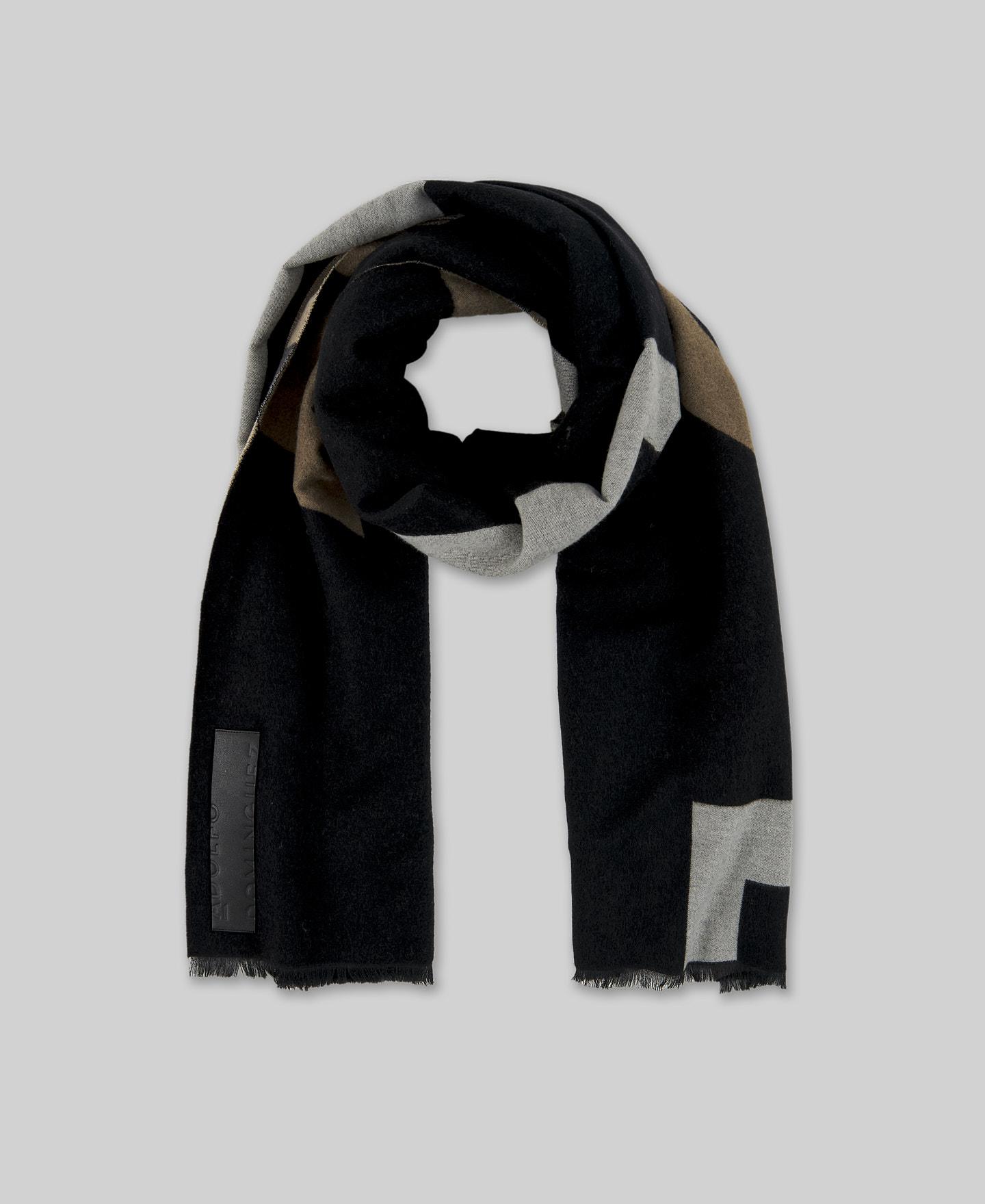 Cachecol Jacquard com Maxi Logo Preto-4