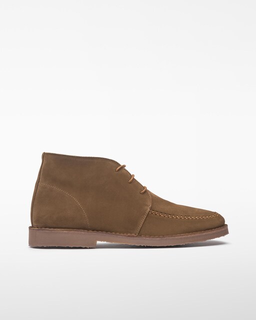 Imagen 0 de Botines de hombre en ante con cordones