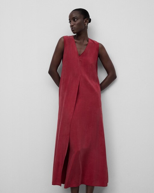 Imagen 0 de Vestido evasé con escote pico