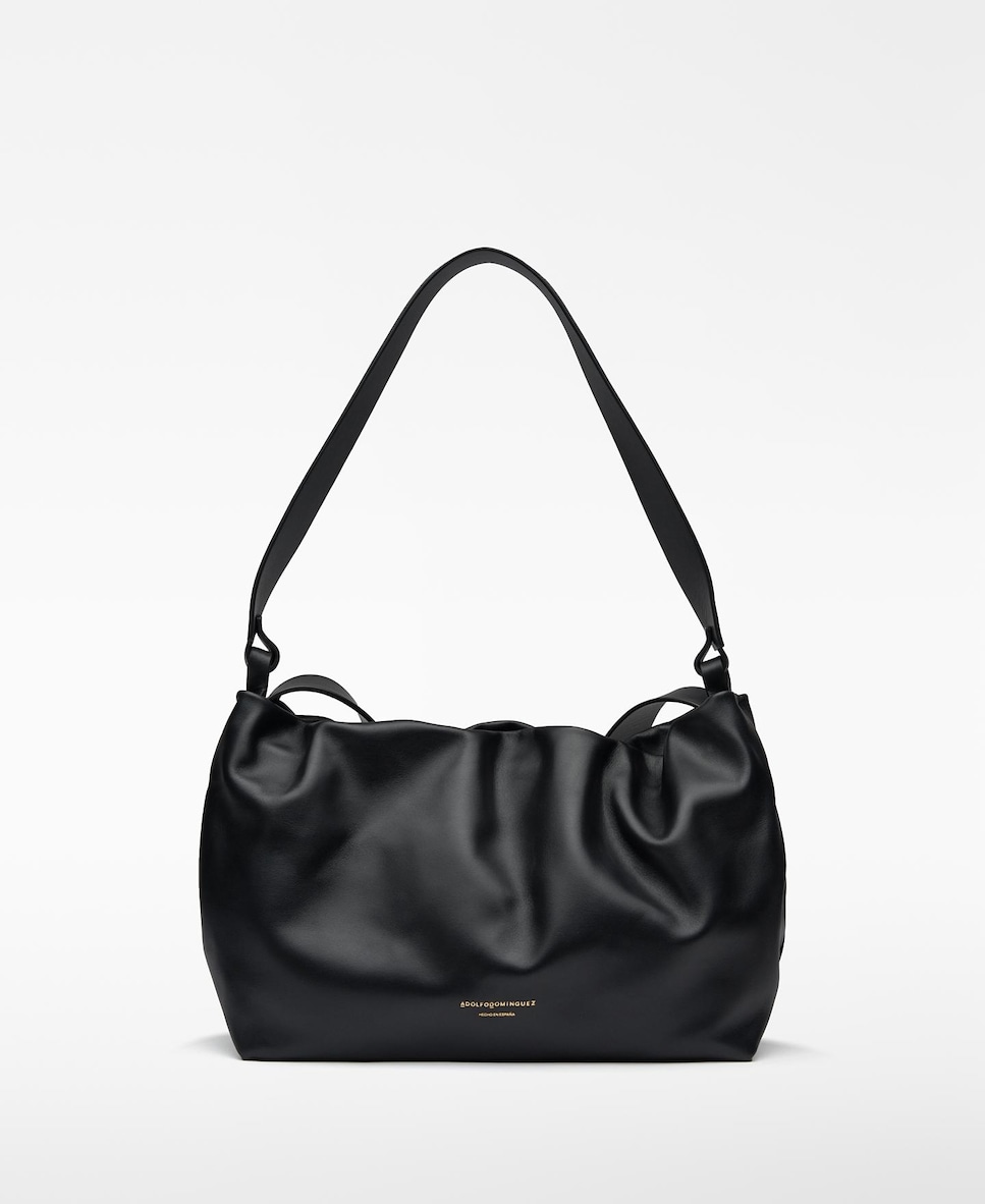 Bolso de hombro fruncido de piel convertible a bandolera · Adolfo
