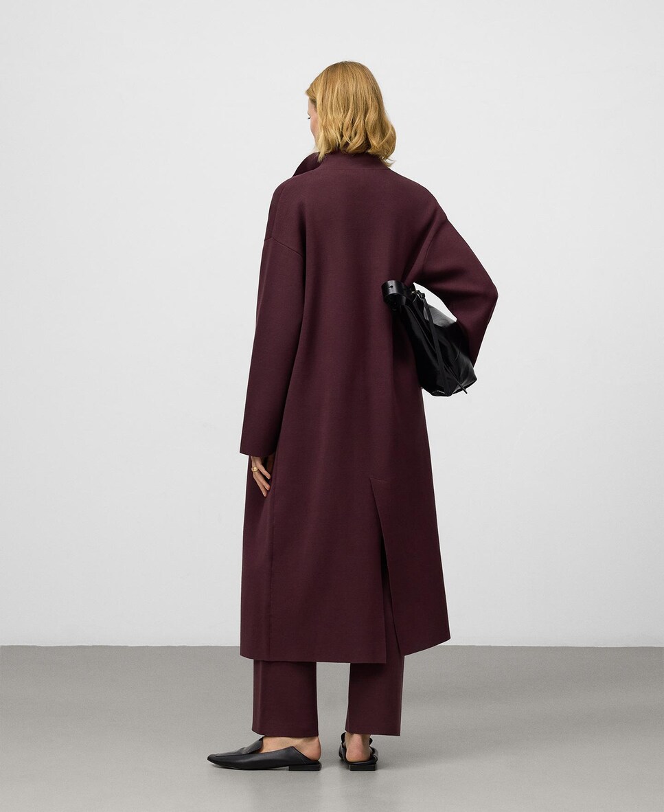 Abrigo de mujer largo de punto · Adolfo Dominguez · El Corte Inglés