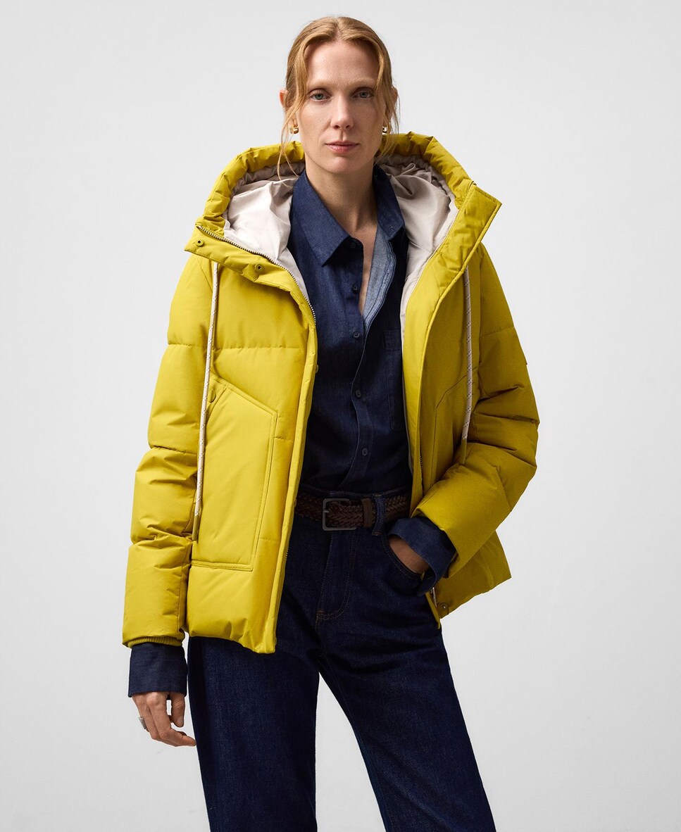 Plumífero de mujer acolchado con capucha · Adolfo Dominguez · El