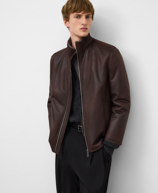 Imagen 0 de Chaqueta de hombre en Piel No Piel con cuello tira