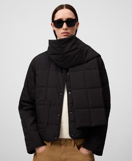 Imagen 0 de Plumifero de mujer  acolchado con bufanda