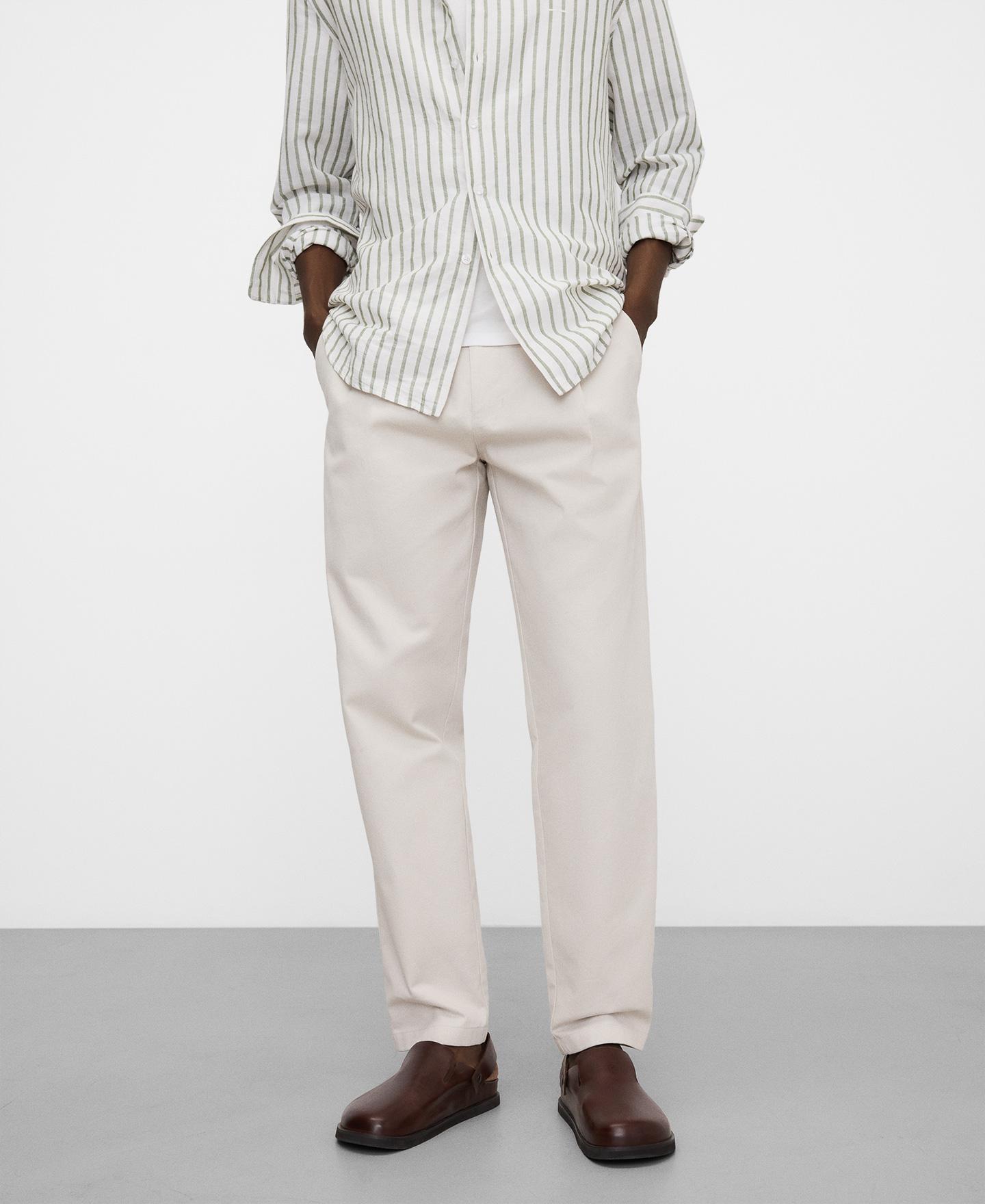 Adolfo Dominguez - Chino de hombre relaxed fit en algodón.