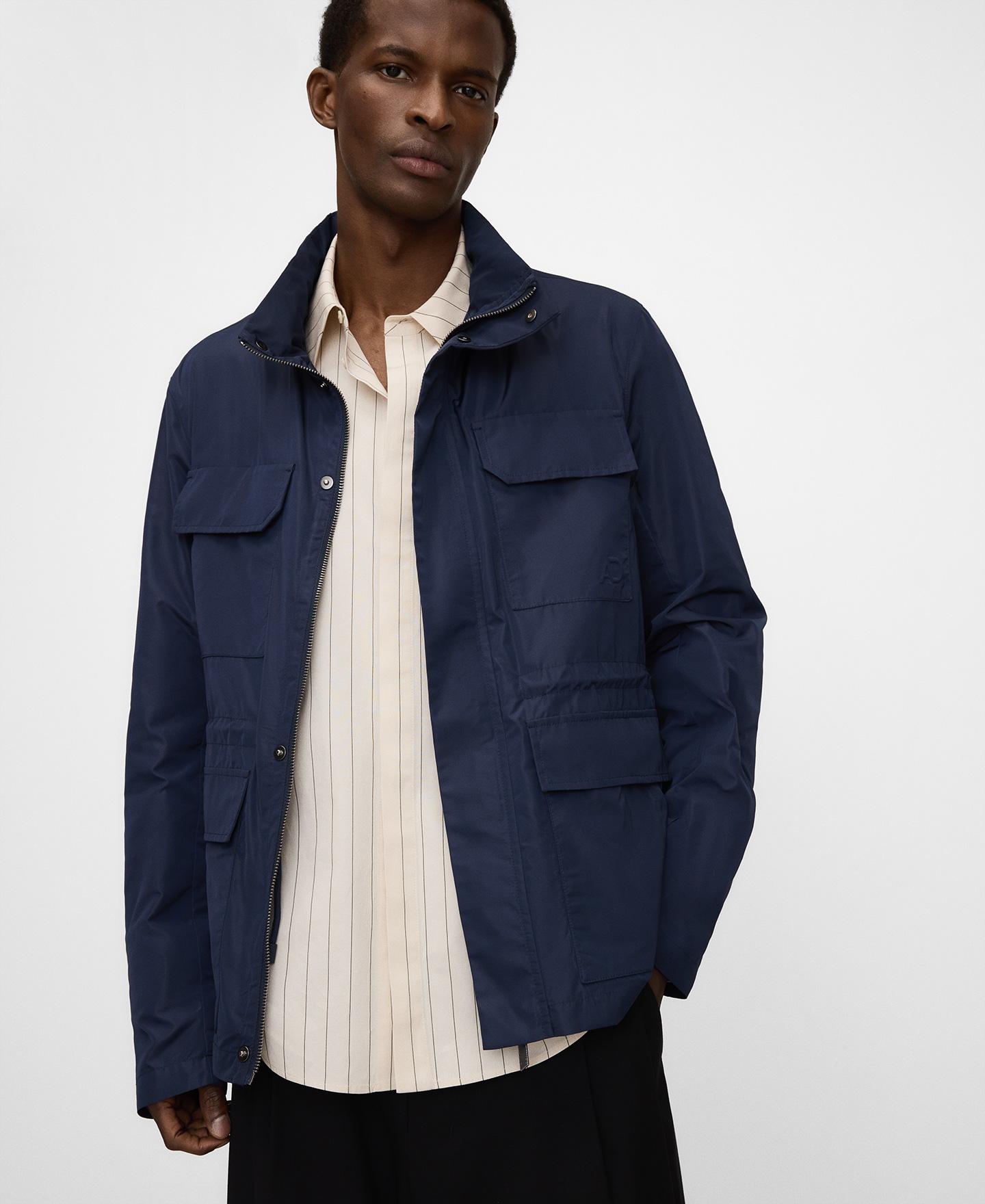 Imagen 0 de Chaqueta de hombre sahariana en nailon Azul marino