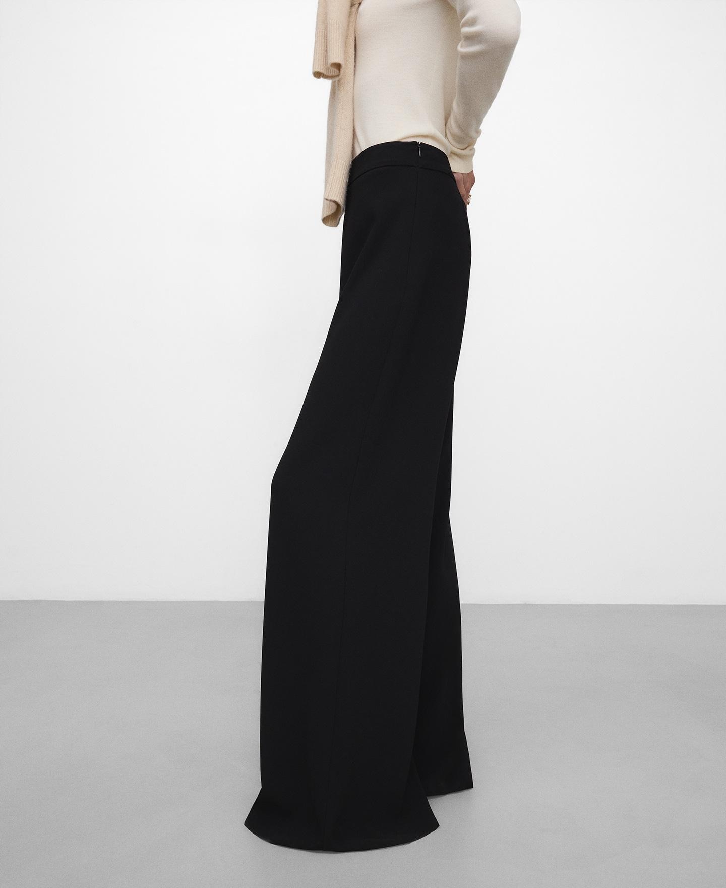 Adolfo Dominguez - Pantalón ancho de mujer corte flare.