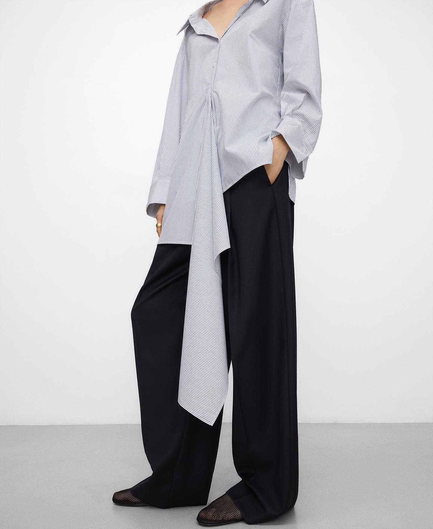 Adolfo Dominguez - Camisa de mujer desestructurada de rayas.
