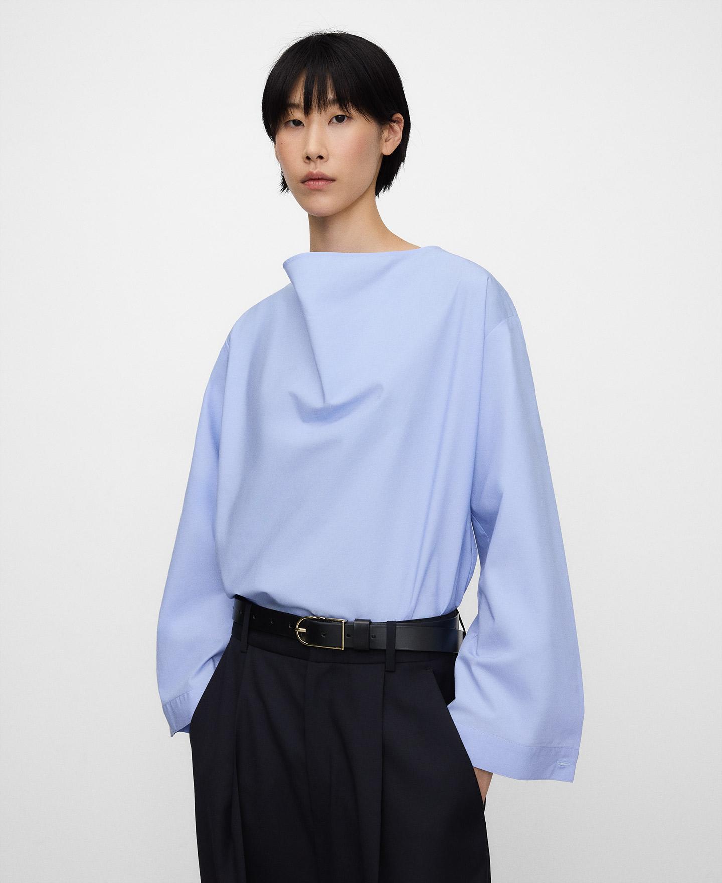 Adolfo Dominguez - Blusa de mujer con escote barco drapeado.