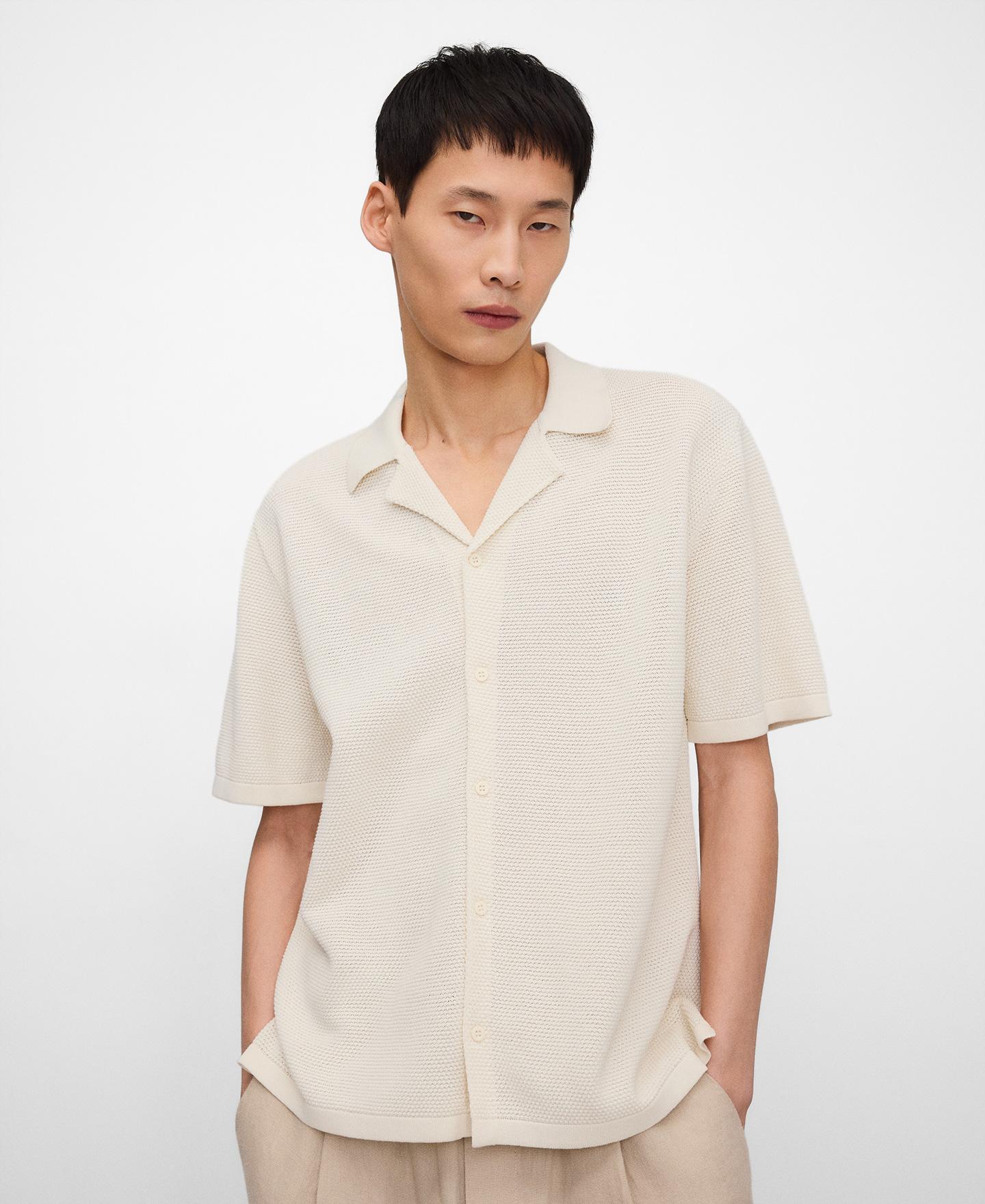 Adolfo Dominguez - Camisa de hombre en punto estructura con cuello bowling.