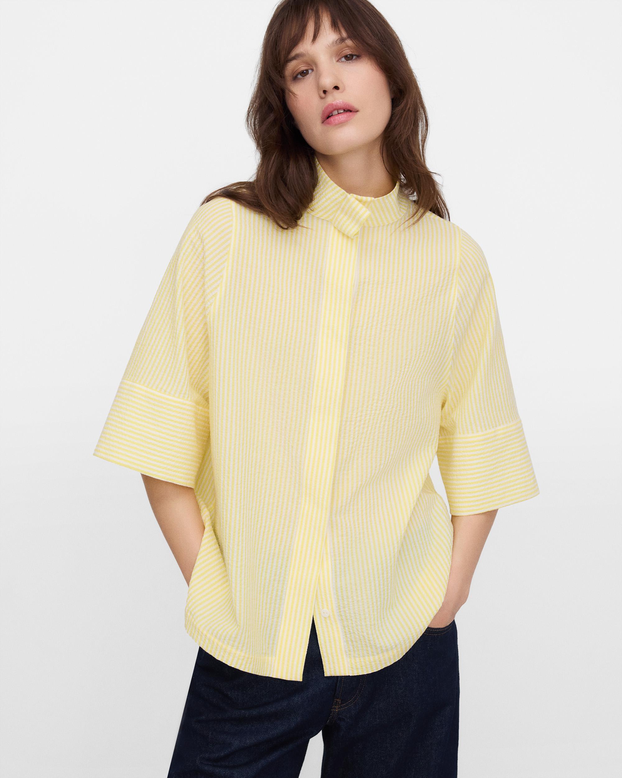 Adolfo Dominguez - Camisa de mujer en tejido seersucker.