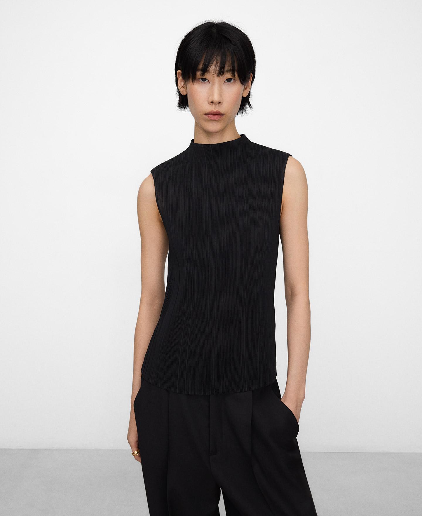 Imagen 0 de Top de mujer de crinkle con cuello perkins Negro
