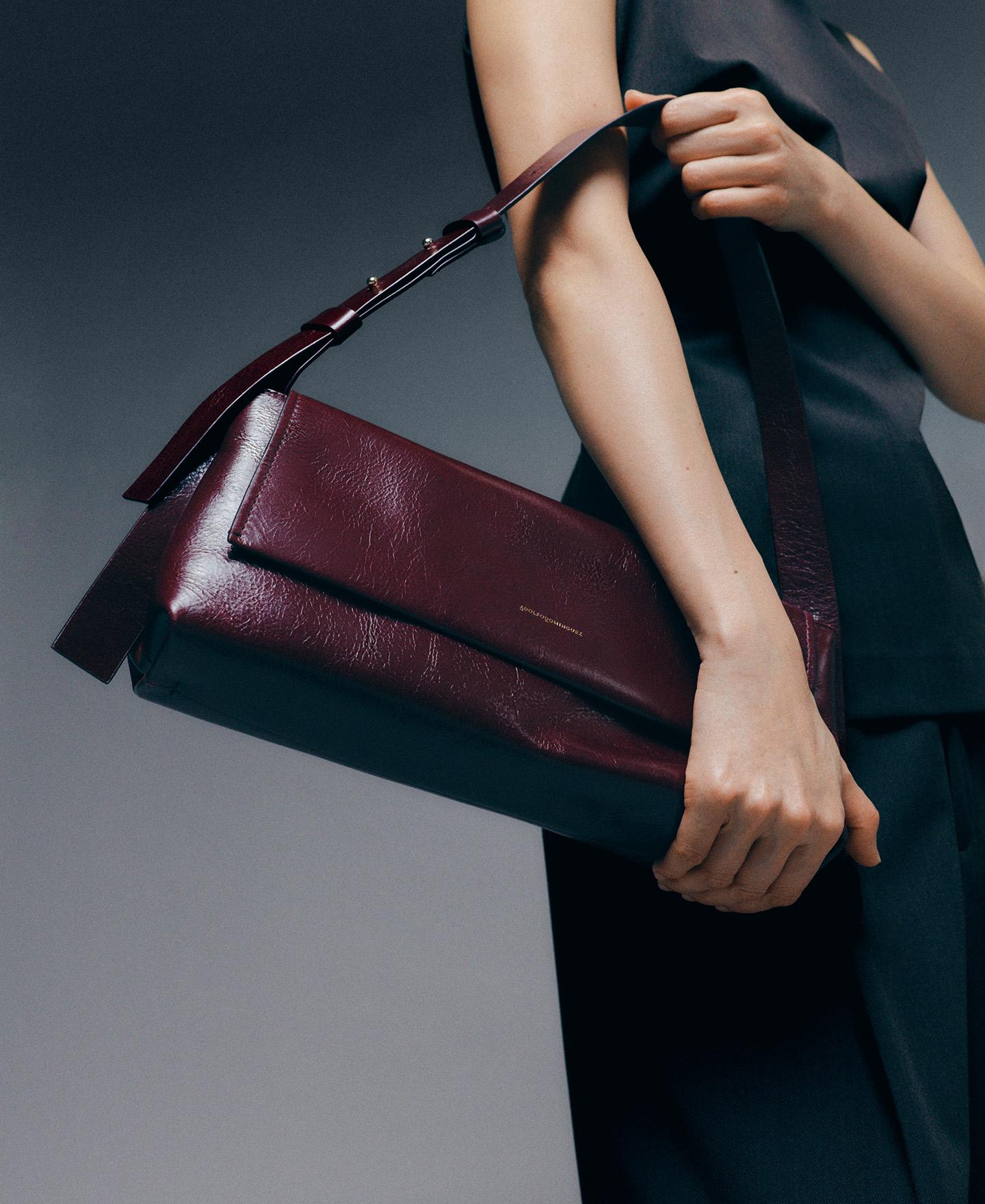 Bolso de hombro de mujer orión de piel con textura craquelada - Adolfo Dominguez - Burdeos Burdeos-4