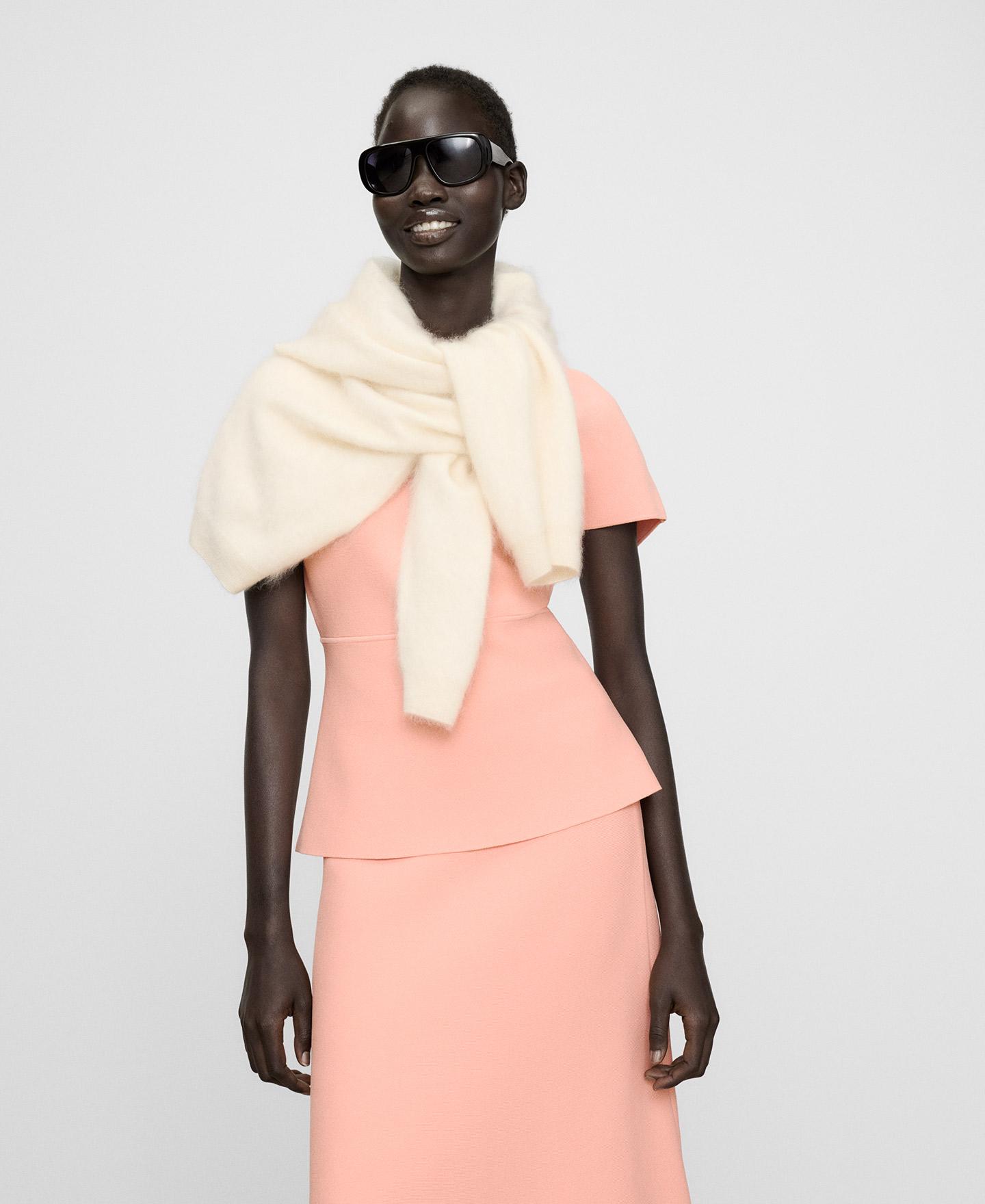 Imagen 0 de Top de mujer peplum con escote barco Salmón