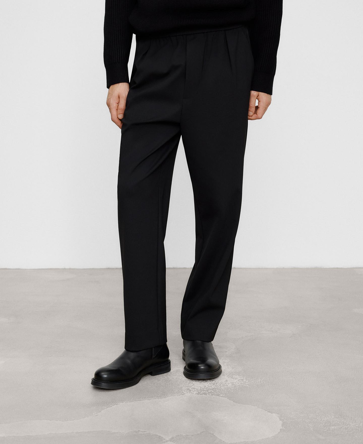 Imagen 1 de Pantalón jogger de hombre con pinzas y cinturilla elástica Negro