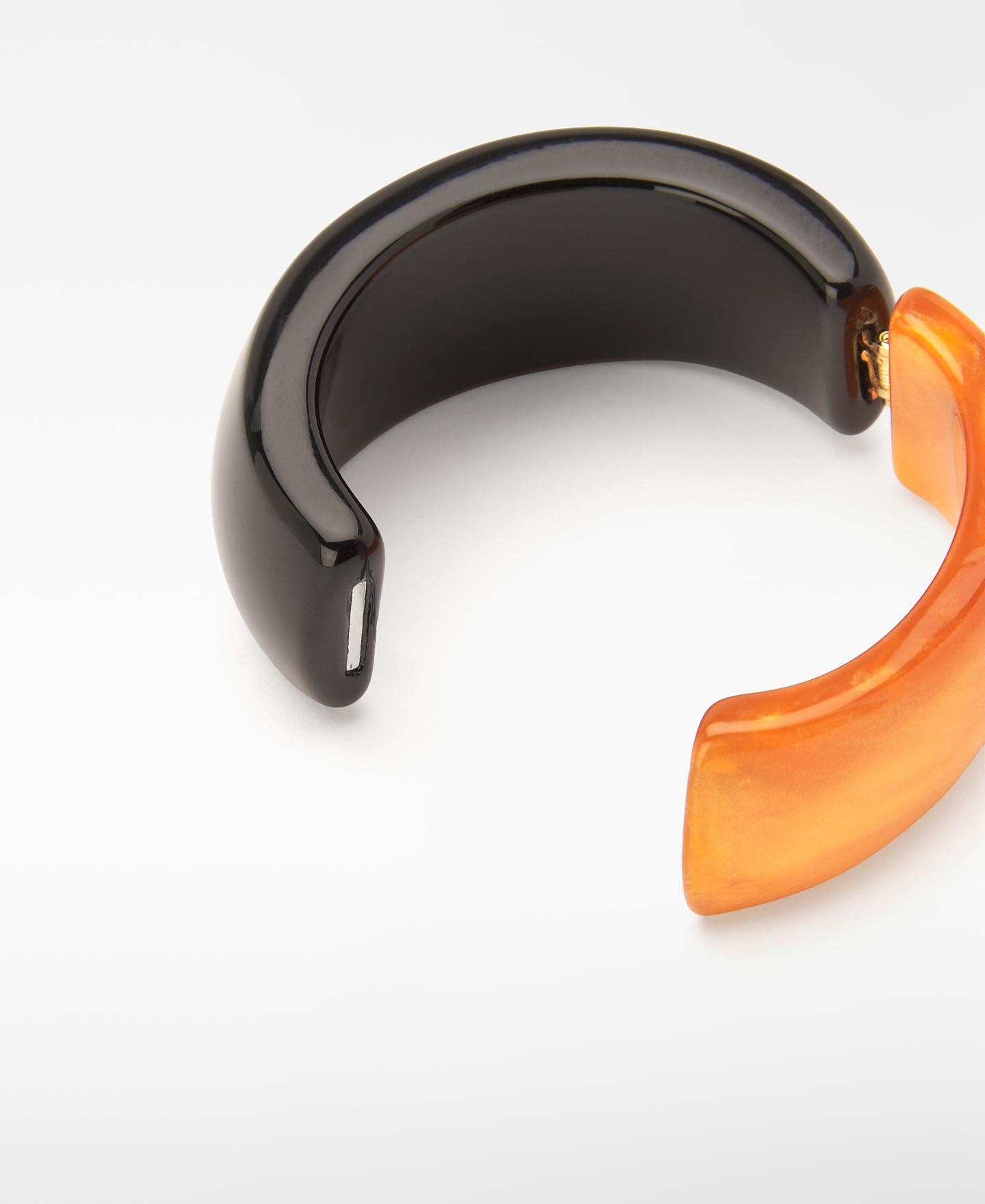 Pulsera rígida de resina con cierre de imán - Adolfo Dominguez - Negro Negro-3