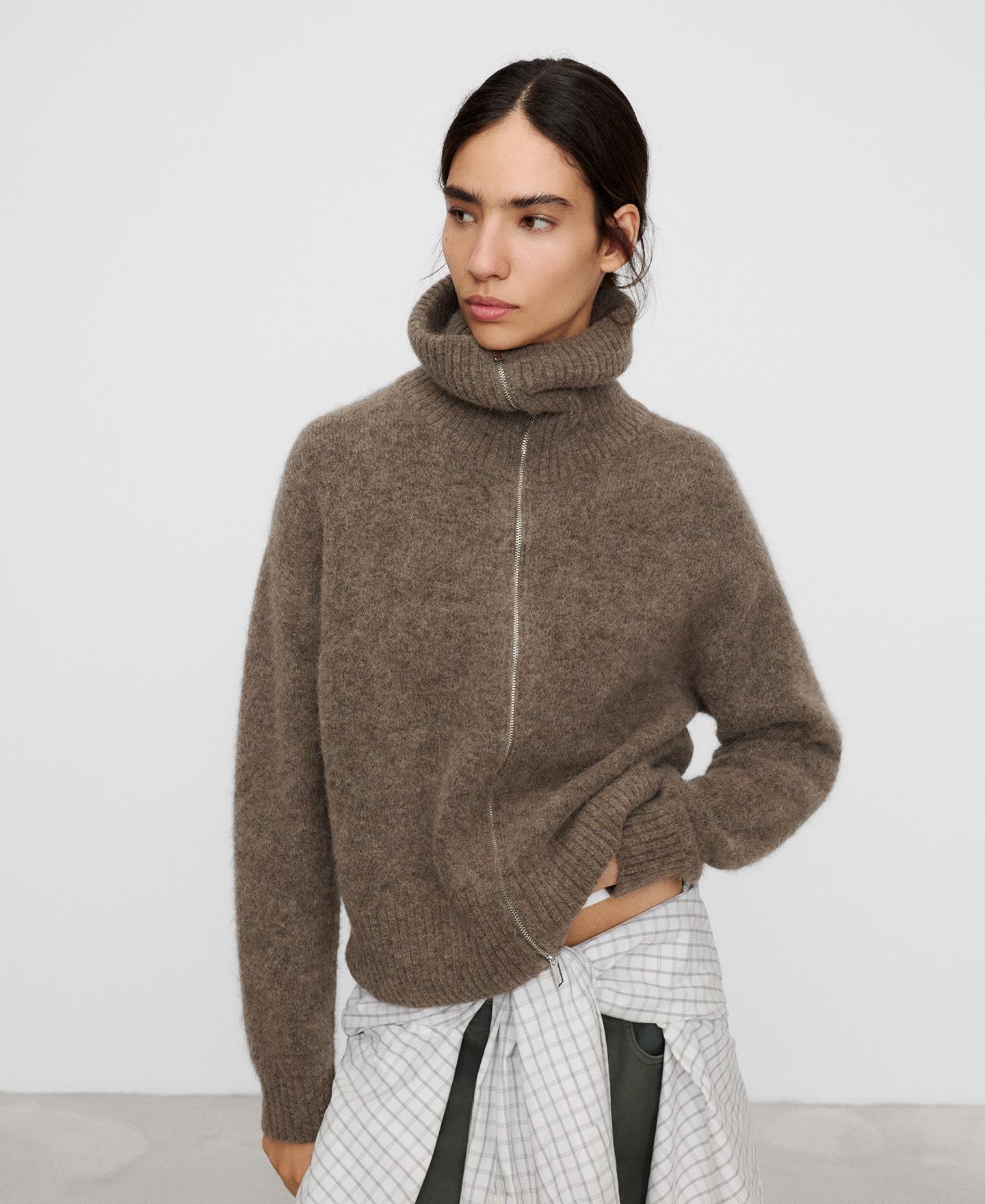 Imagen 0 de Chaqueta de mujer con alpaca y cuello vuelto Marrón