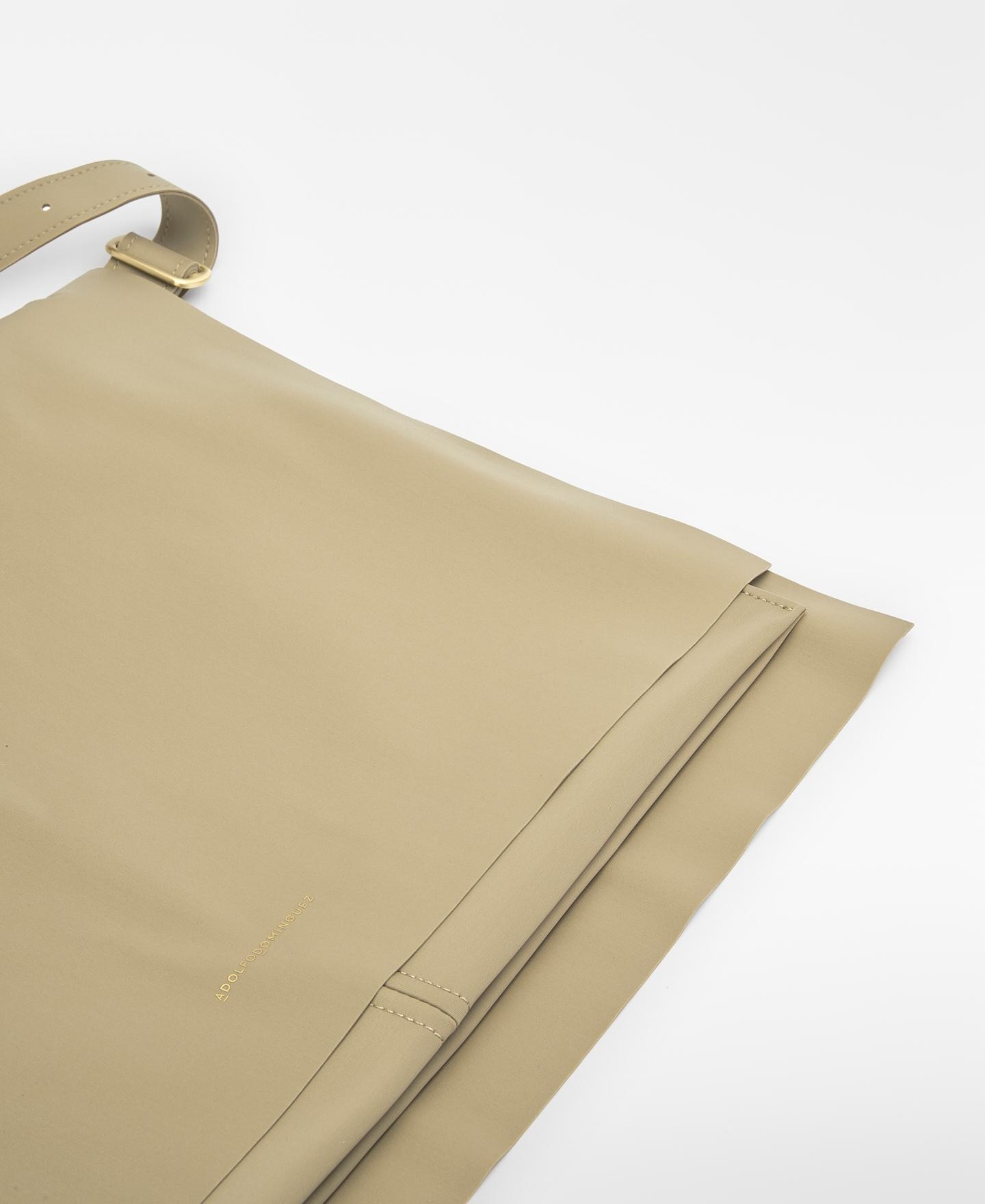 Bolso de hombro maxi de mujer con cierre solapa y bolsillo exterior - Adolfo Dominguez - Beige Beige-2