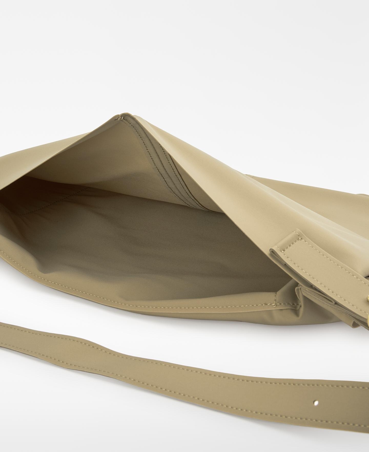 Bolso de hombro maxi de mujer con cierre solapa y bolsillo exterior - Adolfo Dominguez - Beige Beige-4